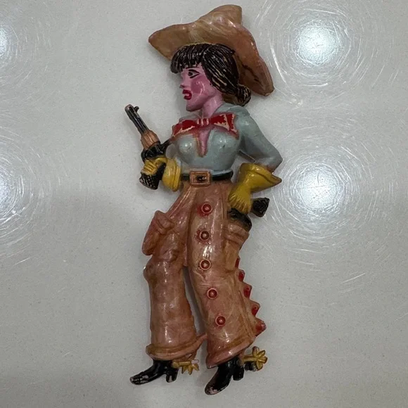 Vintage Cowgirl Plastic Celluloid Brooch Pin - Picture 1 of 5